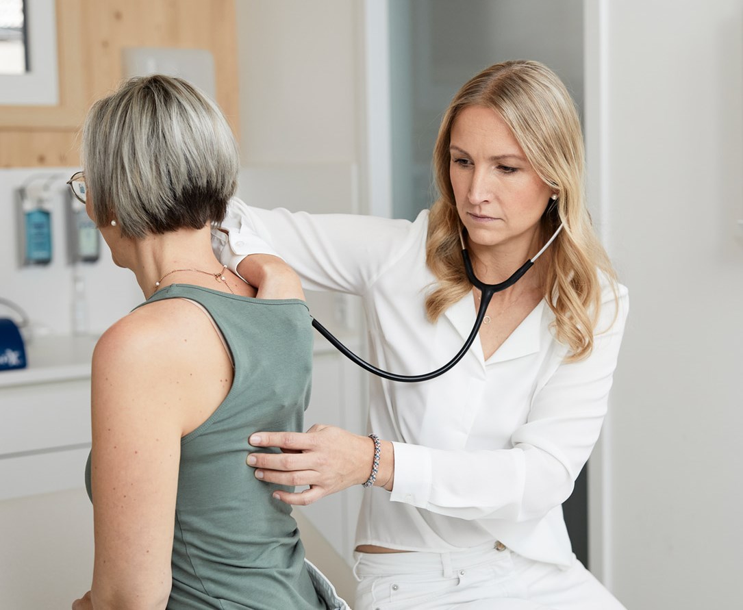 Patientin in Behandlung